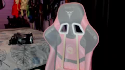 Dirty Priest and Ivi online show from February 2026 11:20:02 PM