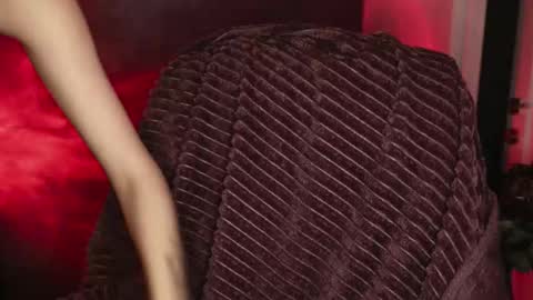 Miss Rochelle online show from November 2025 02:44:01 AM