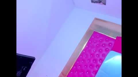 NAHOMY  online show from February 2026 07:50:02 PM