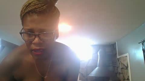 Mistress C and bitch boy online show from January 2025 03:37:02 PM
