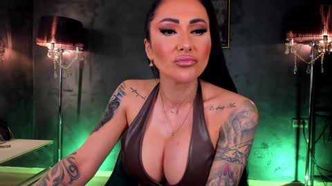 mistresskennya online show from January 2025 11:11:01 PM
