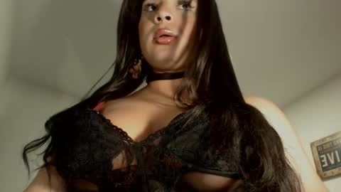 Snapshot of mistressxxalice chatting on February 2025 12:59:01 AM ALICE MADANE online show from February 2025 12:59:01 AM