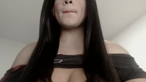 Snapshot of mistressxxalice chatting on September 2025 05:53:02 AM ALICE MADANE online show from September 2025 05:53:02 AM