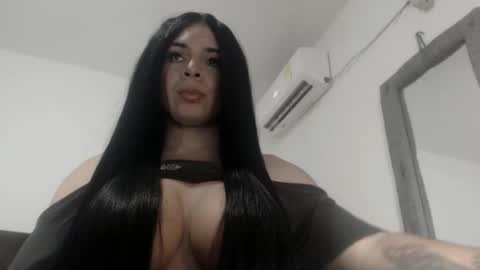 Snapshot of mistressxxalice chatting on November 2025 07:08:02 AM ALICE MADANE online show from November 2025 07:08:02 AM