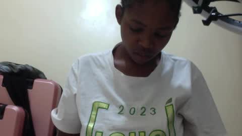 Snapshot of misty_shee chatting on June 2026 10:29:02 AM misty_shee online show from June 2026 10:29:02 AM