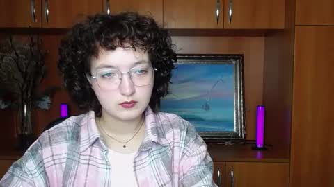 Snapshot of mistyrosee chatting on October 2025 06:45:02 AM Aria online show from October 2025 06:45:02 AM