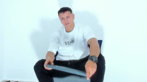 Snapshot of mitchellburns chatting on December 2024 02:22:02 AM mitchell online show from December 2024 02:22:02 AM