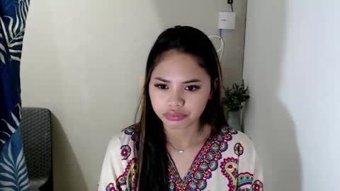 mitena_fox333 online show from June 2026 08:28:02 AM