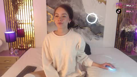 Mtica Brennet online show from February 2026 06:36:02 AM