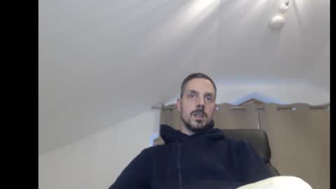 Mitsch online show from November 2025 01:36:01 PM