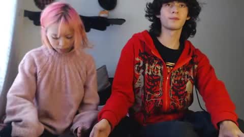 Naomi and Nekorii online show from July 2026 10:23:01 PM