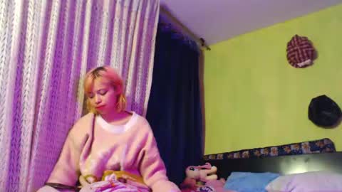Naomi and Nekorii online show from July 2026 04:19:02 AM