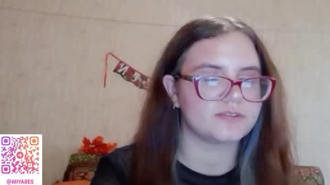 Milana online show from November 2025 09:19:02 AM