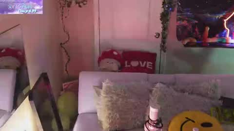 Hera  Tethra Bathtub stream  20k followers  Ask about our custom videos3 online show from February 2025 09:25:02 PM