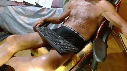 Mario jose online show from December 2024 05:37:01 AM