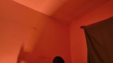 MoonLipson online show from March 2026 02:06:02 AM