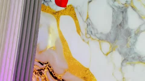 LUCRECIA   NEW ACCOUNT online show from April 2026 05:43:01 PM