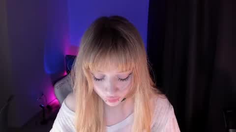 mnepohhh online show from April 2026 09:45:01 PM