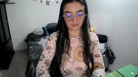 Snapshot of mocca_117 chatting on September 2025 01:05:02 PM Sam online show from September 2025 01:05:02 PM