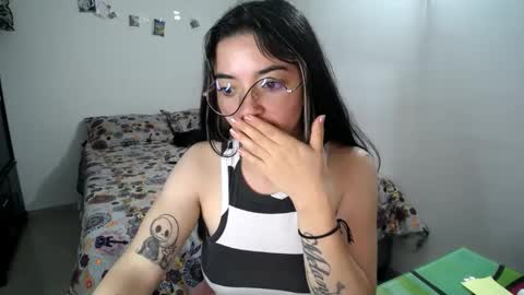 Sam online show from November 2025 04:12:01 AM