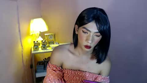 Mocha Locca  online show from January 2025 10:05:01 PM