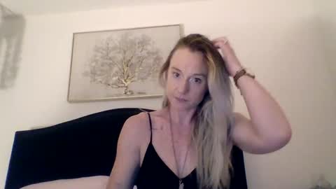 mockingbirds91 online show from July 2026 02:40:01 AM