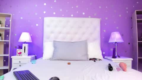 Snapshot of models_sophia chatting on October 2025 07:25:02 PM Sophia online show from October 2025 07:25:02 PM