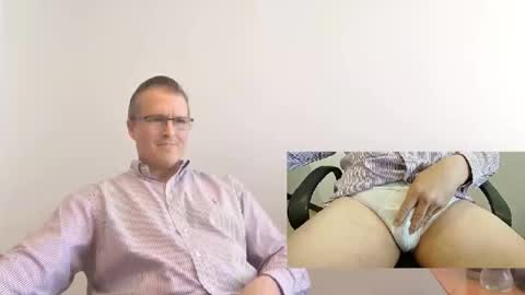 Moe online show from October 2025 05:32:01 PM