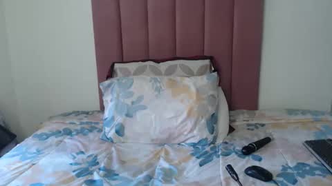 Snapshot of mogheul_slay chatting on February 2026 02:10:01 PM Mogheul Slay online show from February 2026 02:10:01 PM