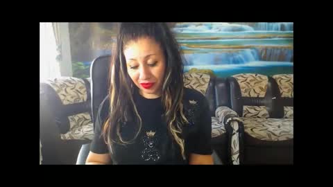 moistmady online show from October 2025 12:15:01 PM