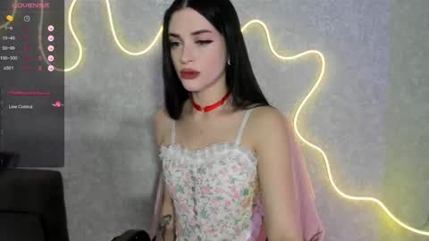 Molly - online show from October 2025 04:53:02 AM