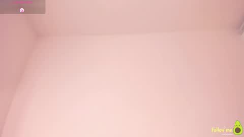 Molly  online show from October 2025 04:58:01 PM