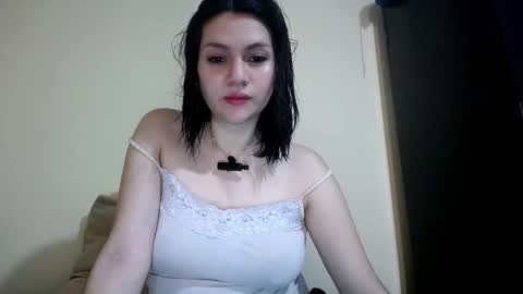 Molly online show from October 2025 05:55:01 PM