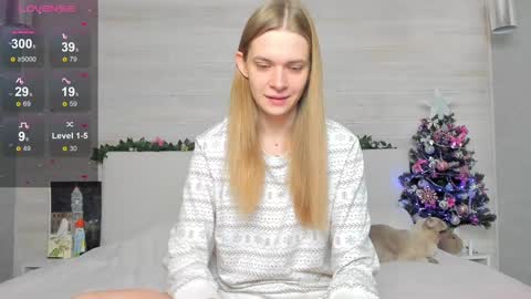 Molly Hunt online show from December 2024 04:44:02 AM