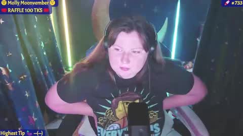 molly_moons online show from November 2025 02:43:02 AM