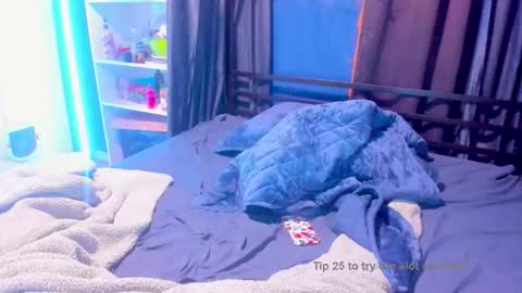 molly_moons online show from February 2026 03:10:02 PM