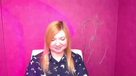 Molly online show from March 2025 03:31:01 PM