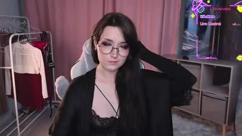 Molly online show from September 2025 09:04:01 PM