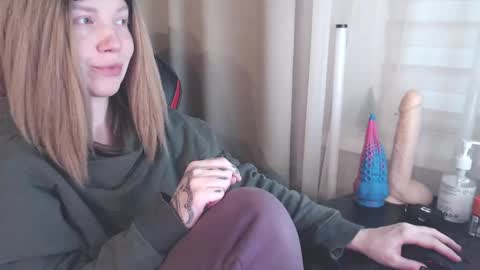 Snapshot of molly_royse chatting on January 2025 07:17:02 AM I have new photos come and see with love Molly online show from January 2025 07:17:02 AM