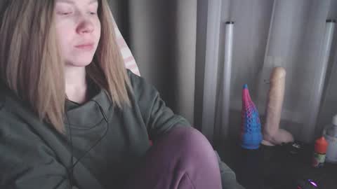 Snapshot of molly_royse chatting on January 2025 03:55:02 AM I have new photos come and see with love Molly online show from January 2025 03:55:02 AM