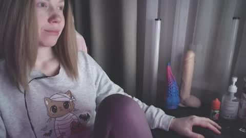 Snapshot of molly_royse chatting on January 2025 01:41:01 AM I have new photos come and see with love Molly online show from January 2025 01:41:01 AM