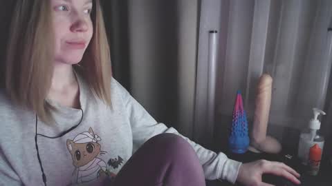 Snapshot of molly_royse chatting on January 2025 03:27:02 AM I have new photos come and see with love Molly online show from January 2025 03:27:02 AM