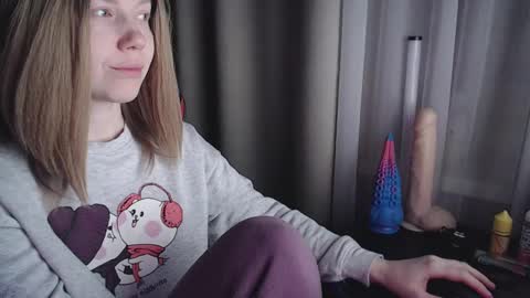 Snapshot of molly_royse chatting on March 2025 09:59:01 PM I have new photos come and see with love Molly online show from March 2025 09:59:01 PM