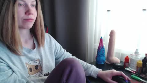 Snapshot of molly_royse chatting on March 2025 07:37:02 AM I have new photos come and see with love Molly online show from March 2025 07:37:02 AM