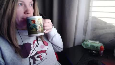 I have new photos come and see with love Molly online show from November 2025 09:30:01 AM