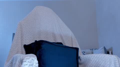 Molly online show from February 2025 06:37:02 AM