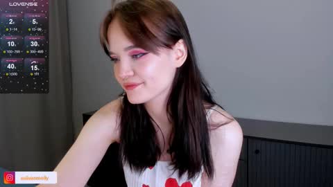 Snapshot of molly_sulivan chatting on September 2025 05:16:02 PM Molly Sulivan online show from September 2025 05:16:02 PM