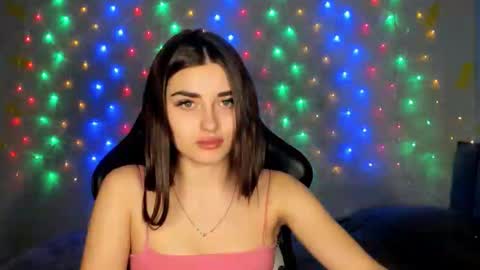 Molly online show from January 2026 07:39:01 PM