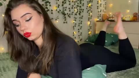 Snapshot of mollybibe chatting on July 2026 11:25:01 AM Molly online show from July 2026 11:25:01 AM