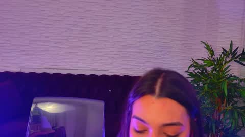 Julia online show from February 2026 02:53:01 AM